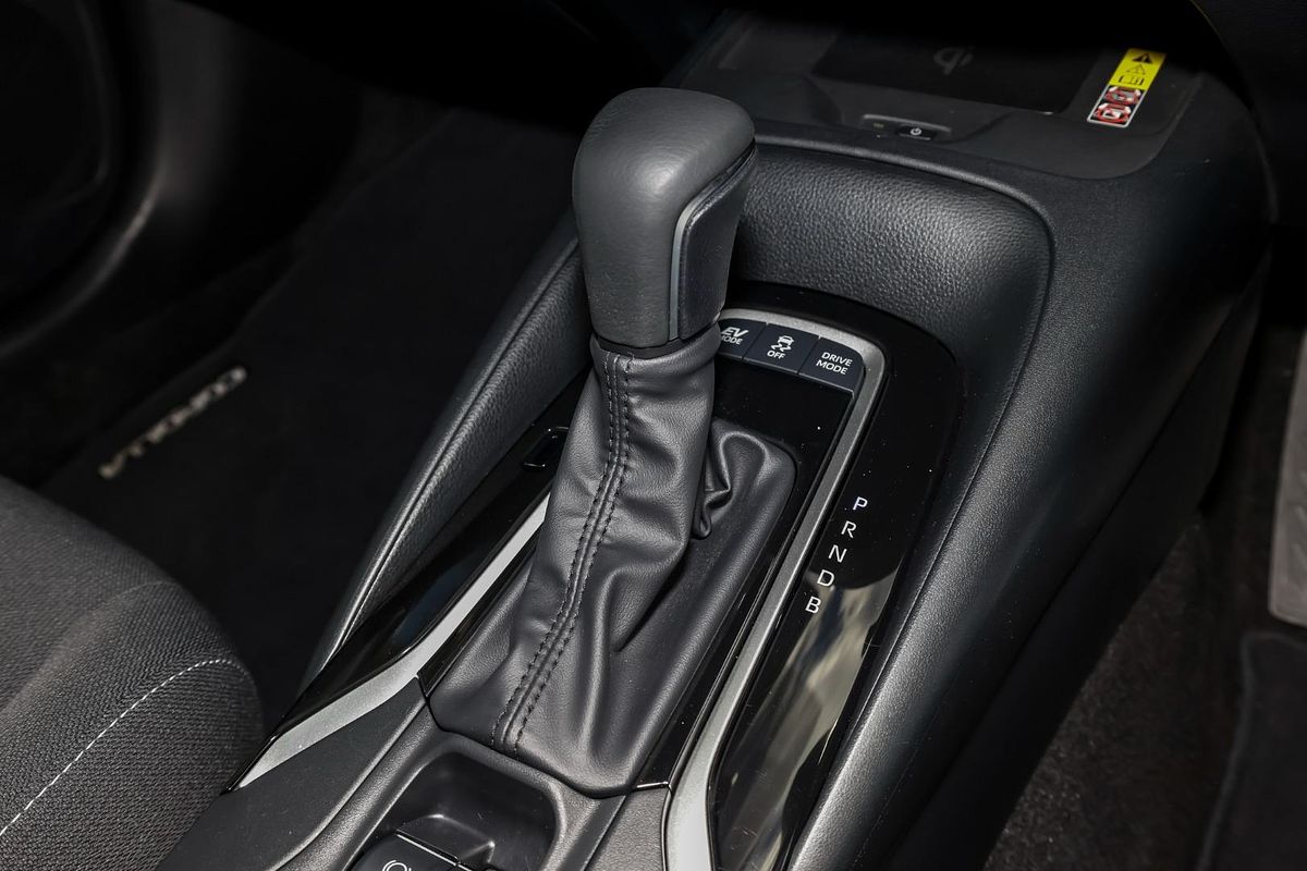 2024 Toyota Corolla SX Hybrid ZWE219R