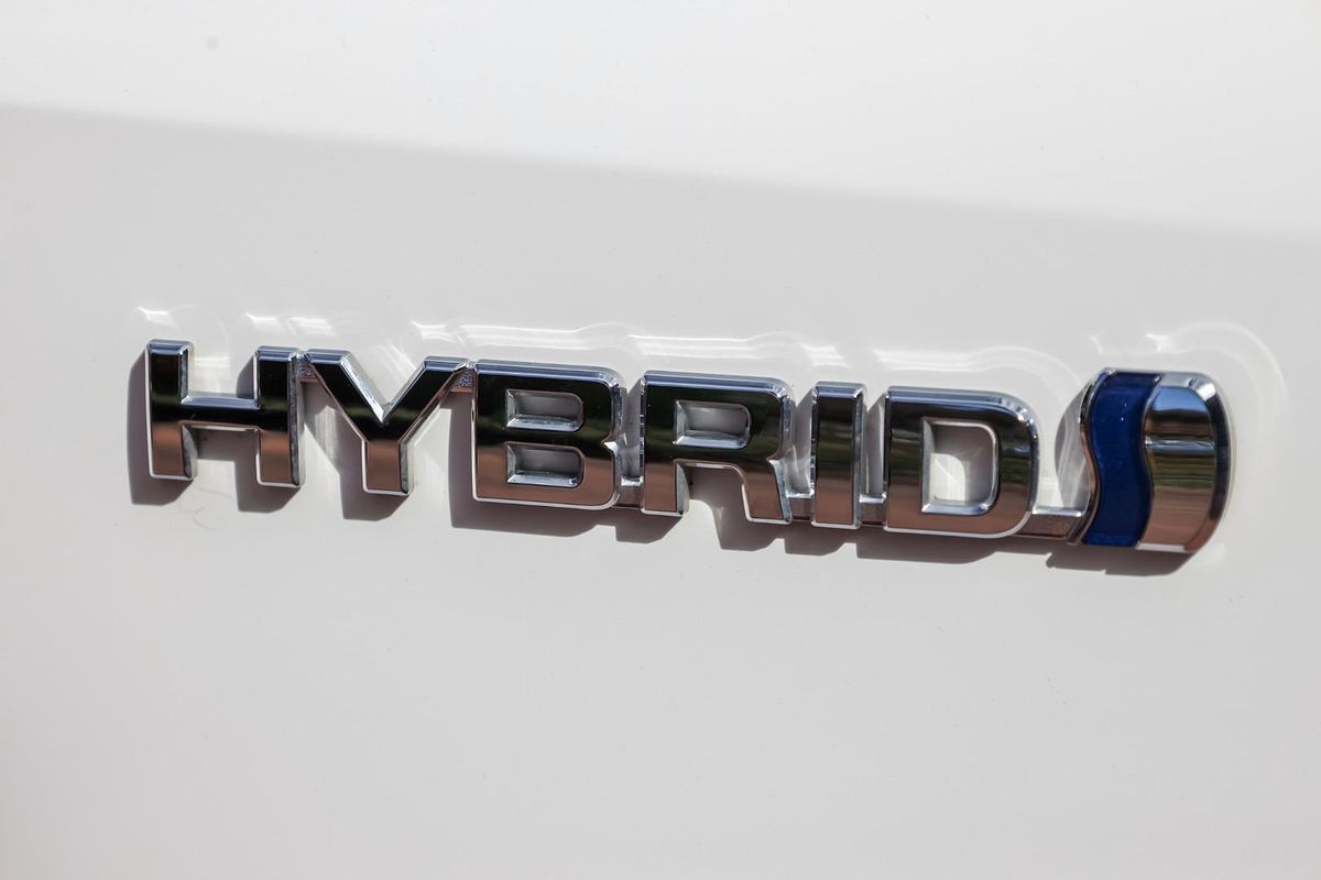2024 Toyota Corolla SX Hybrid ZWE219R