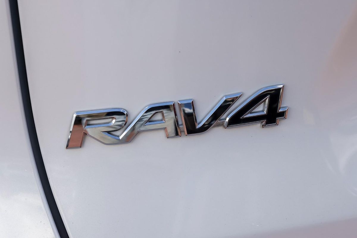 2024 Toyota RAV4 Cruiser AXAH52R