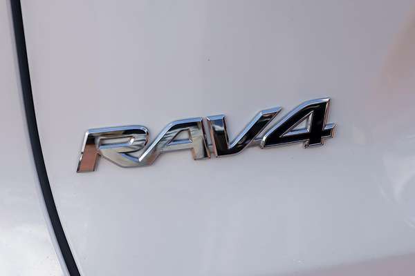 2024 Toyota RAV4 Cruiser AXAH52R