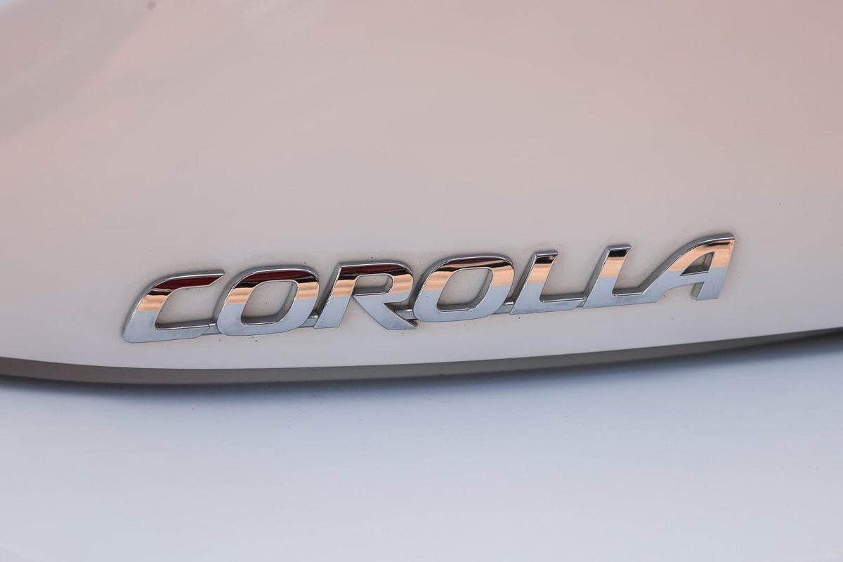 2024 Toyota Corolla SX Hybrid ZWE219R