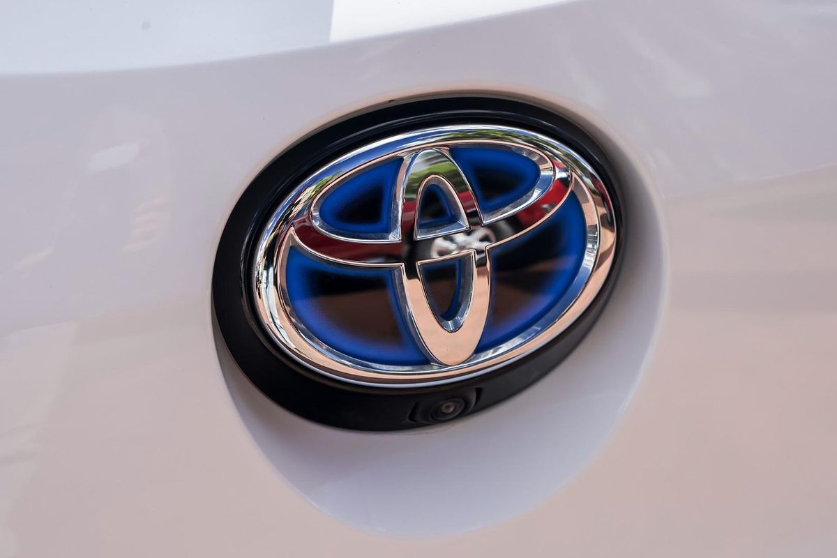 2024 Toyota Corolla SX Hybrid ZWE219R