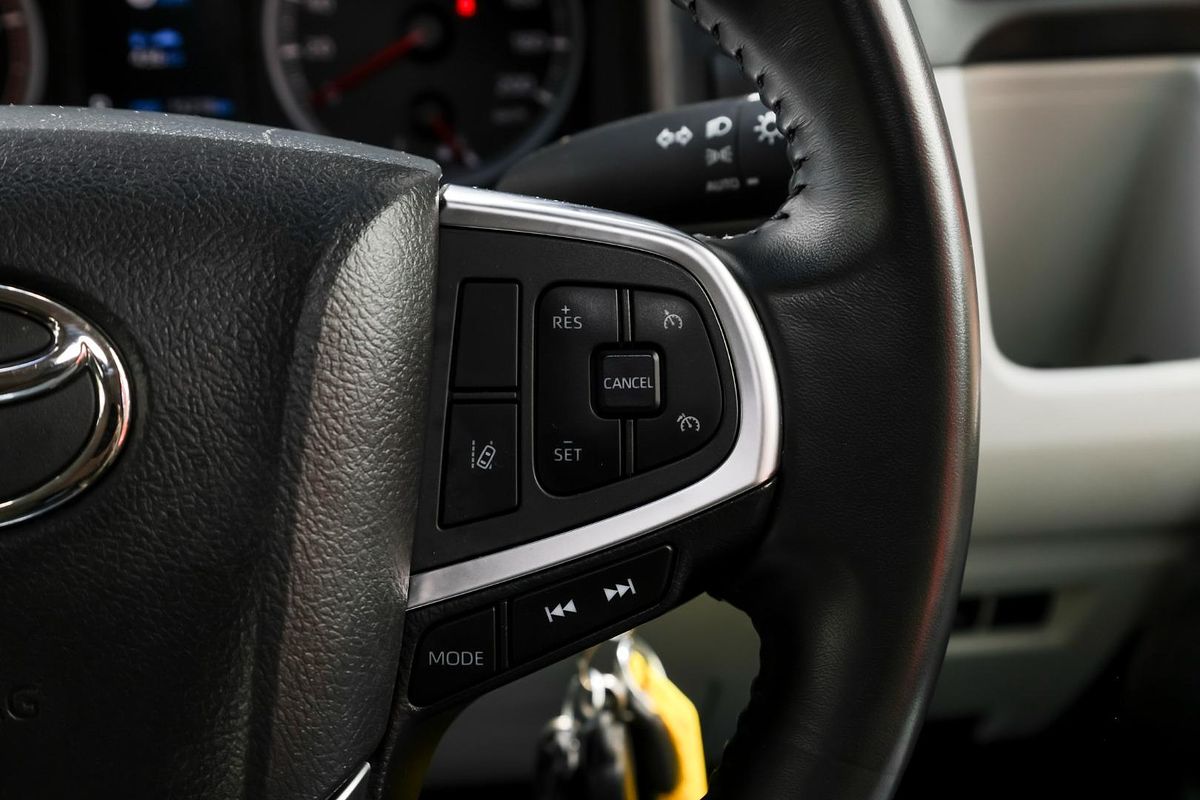 2023 Toyota Hiace GDH300R LWB
