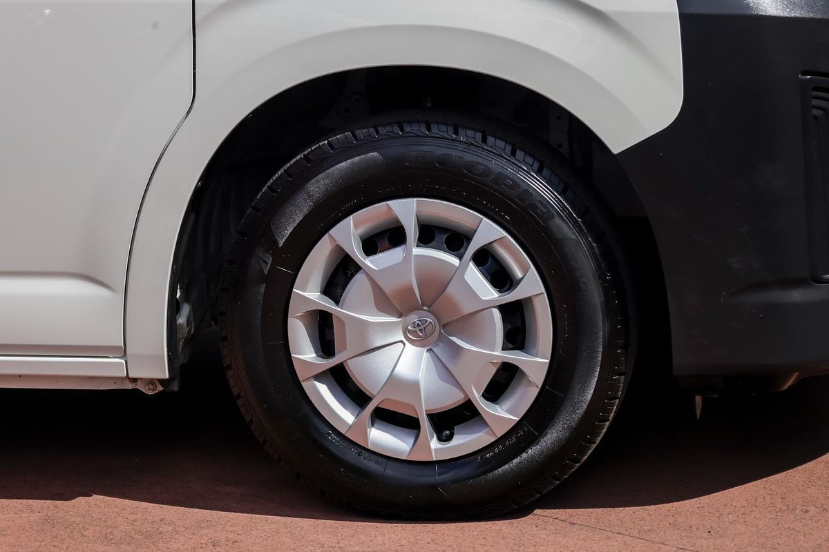 2023 Toyota Hiace GDH300R LWB