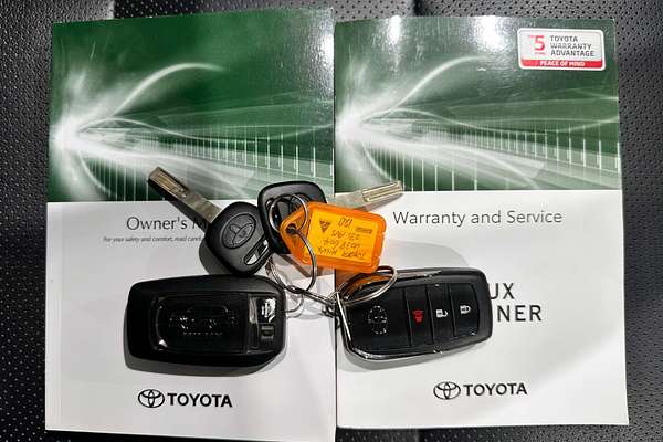 2020 Toyota Hilux Rugged X GUN126R 4X4