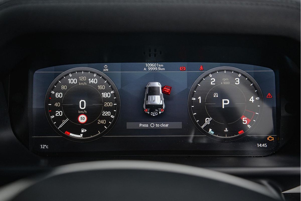 2020 Land Rover Defender 110 D240 SE L663