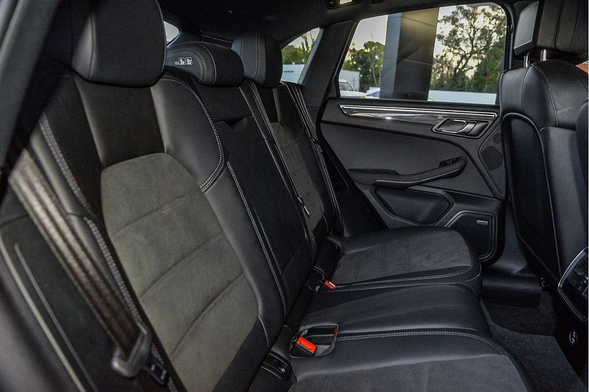 2023 Porsche Macan GTS 95B