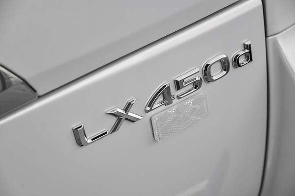 2018 Lexus LX LX450d VDJ201R