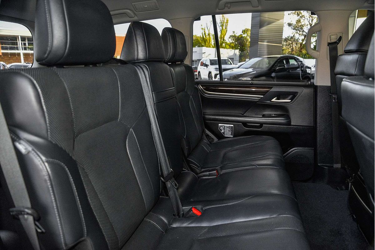 2018 Lexus LX LX450d VDJ201R