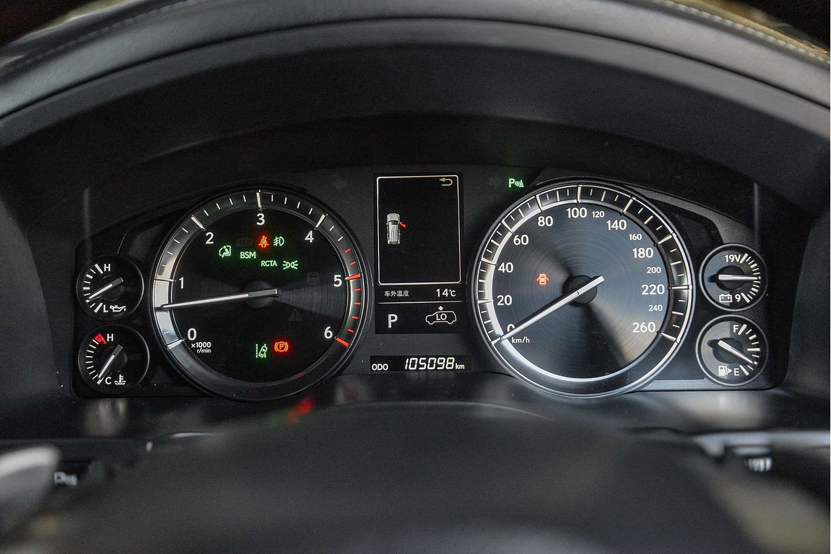 2018 Lexus LX LX450d VDJ201R