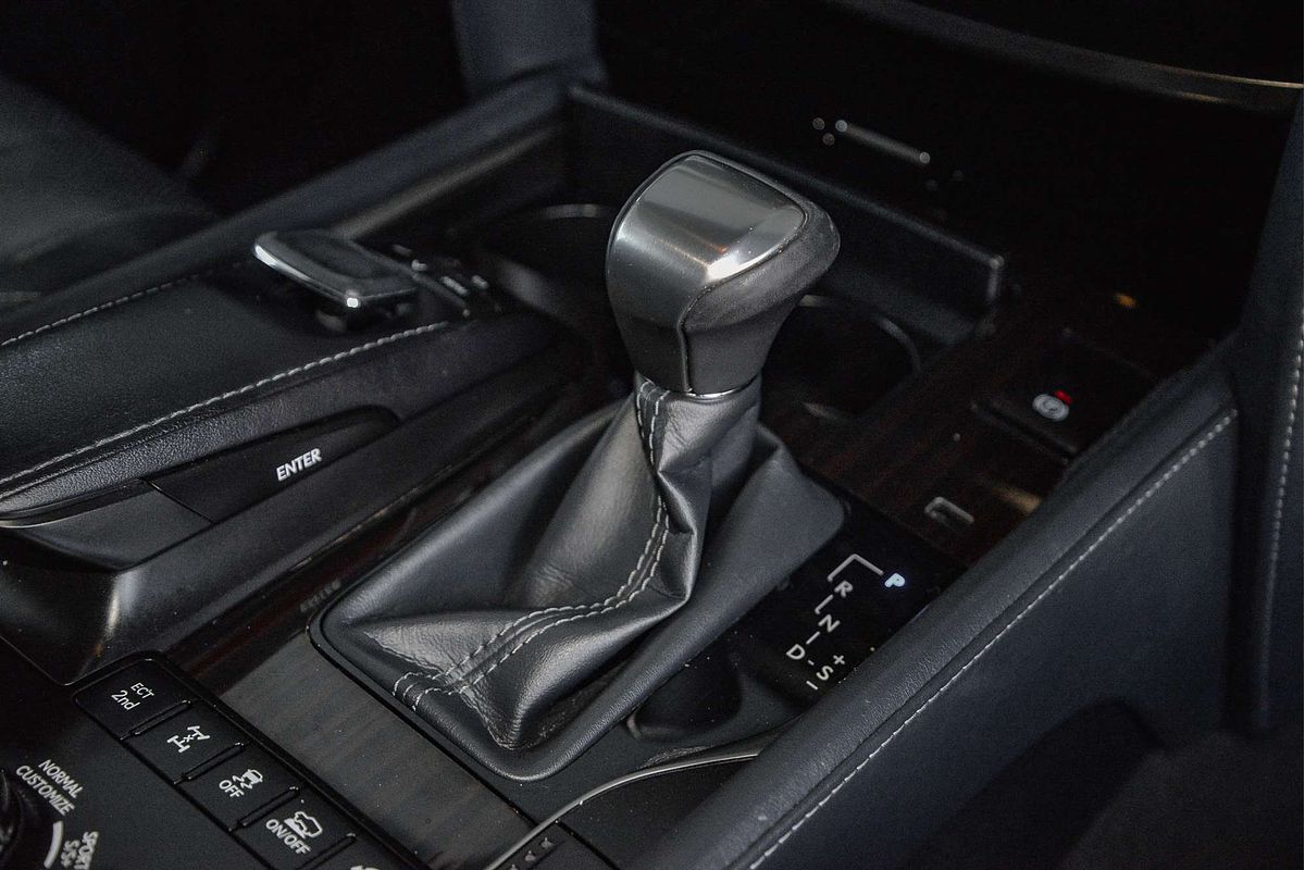 2018 Lexus LX LX450d VDJ201R