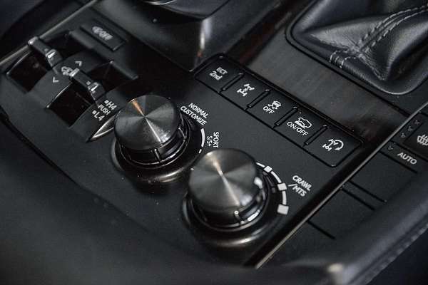 2018 Lexus LX LX450d VDJ201R