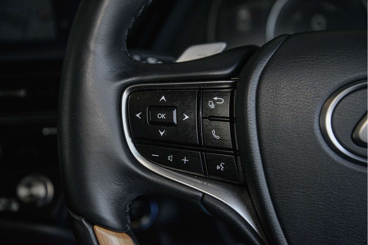 2022 Lexus ES ES300h Sports Luxury AXZH10R