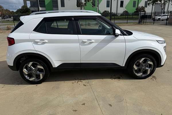 2024 Hyundai Venue Active QX.V5