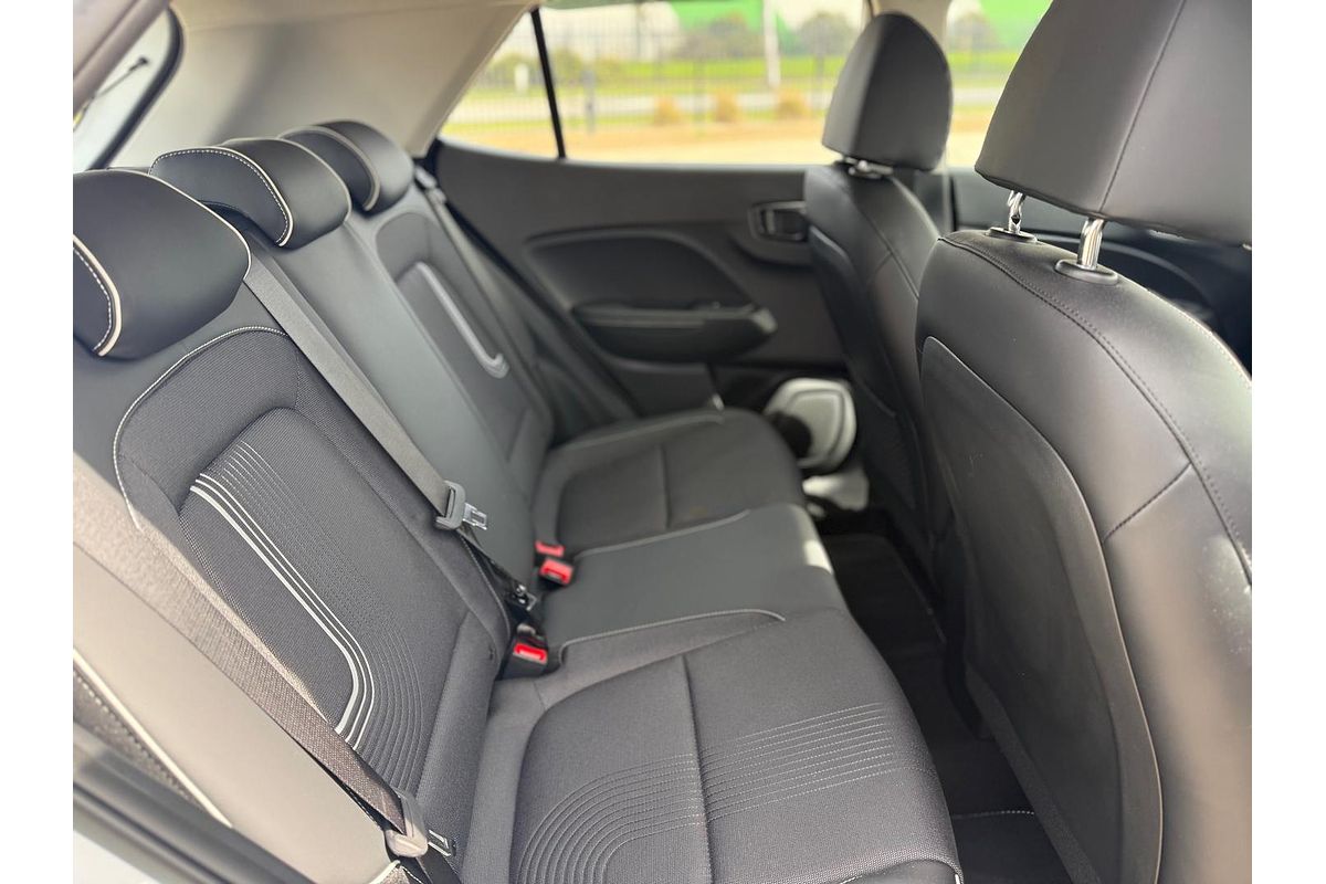 2024 Hyundai Venue Active QX.V5