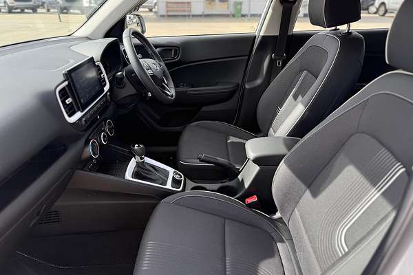 2024 Hyundai Venue Active QX.V5