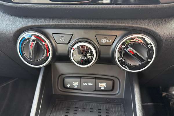 2024 Hyundai Venue Active QX.V5