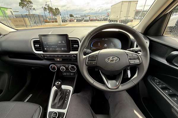 2024 Hyundai Venue Active QX.V5