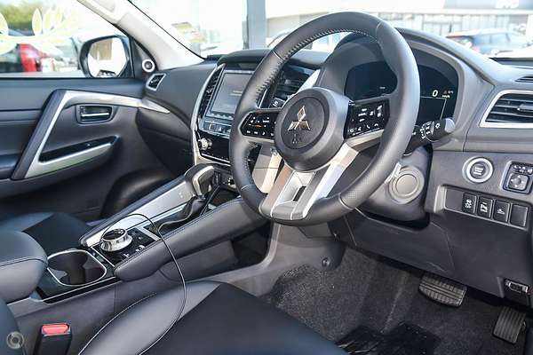 2024 Mitsubishi Pajero Sport Exceed QG