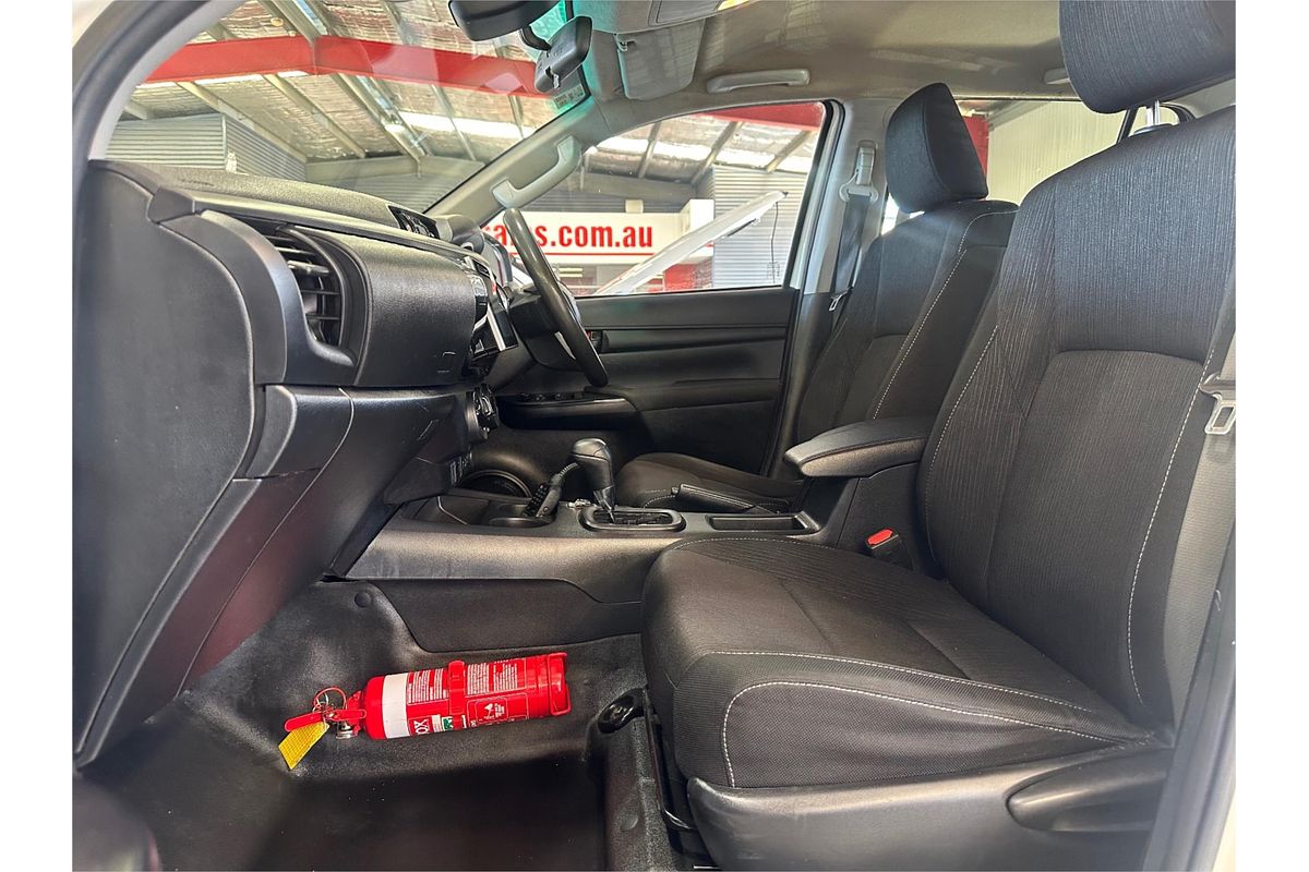 2020 Toyota Hilux SR GUN126R 4X4