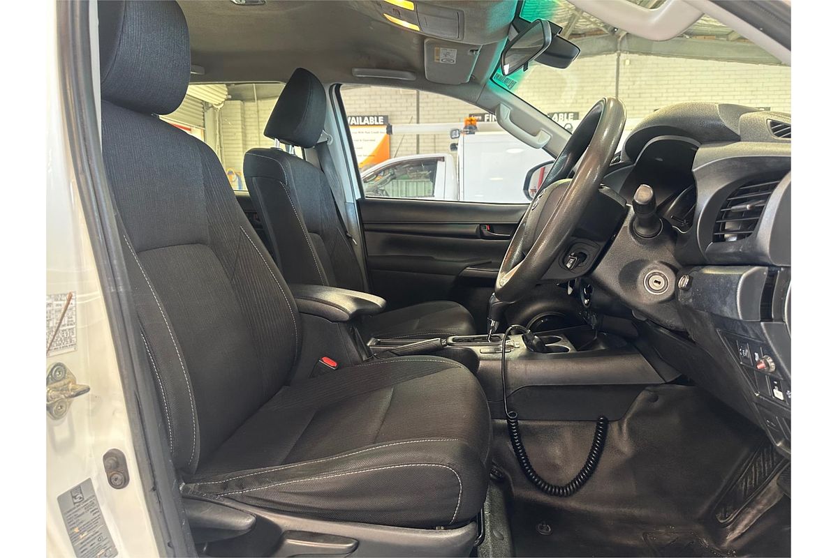 2020 Toyota Hilux SR GUN126R 4X4
