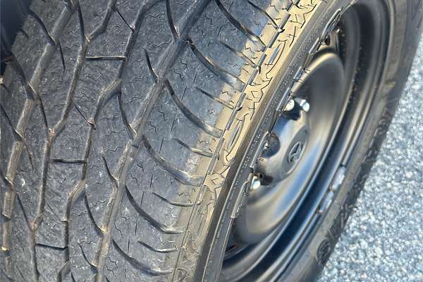 2020 Toyota Hilux SR GUN126R 4X4