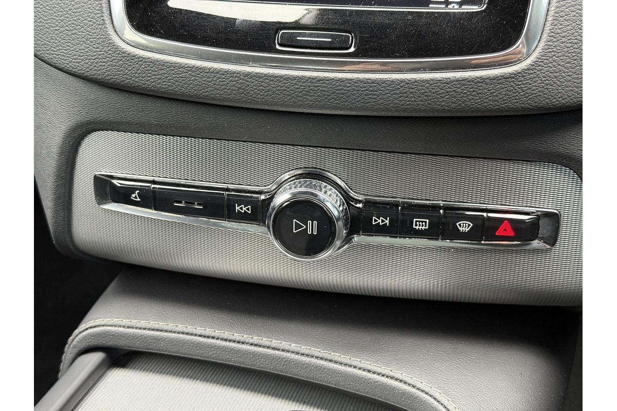 2021 Volvo XC90 Recharge Plug-In Hybrid