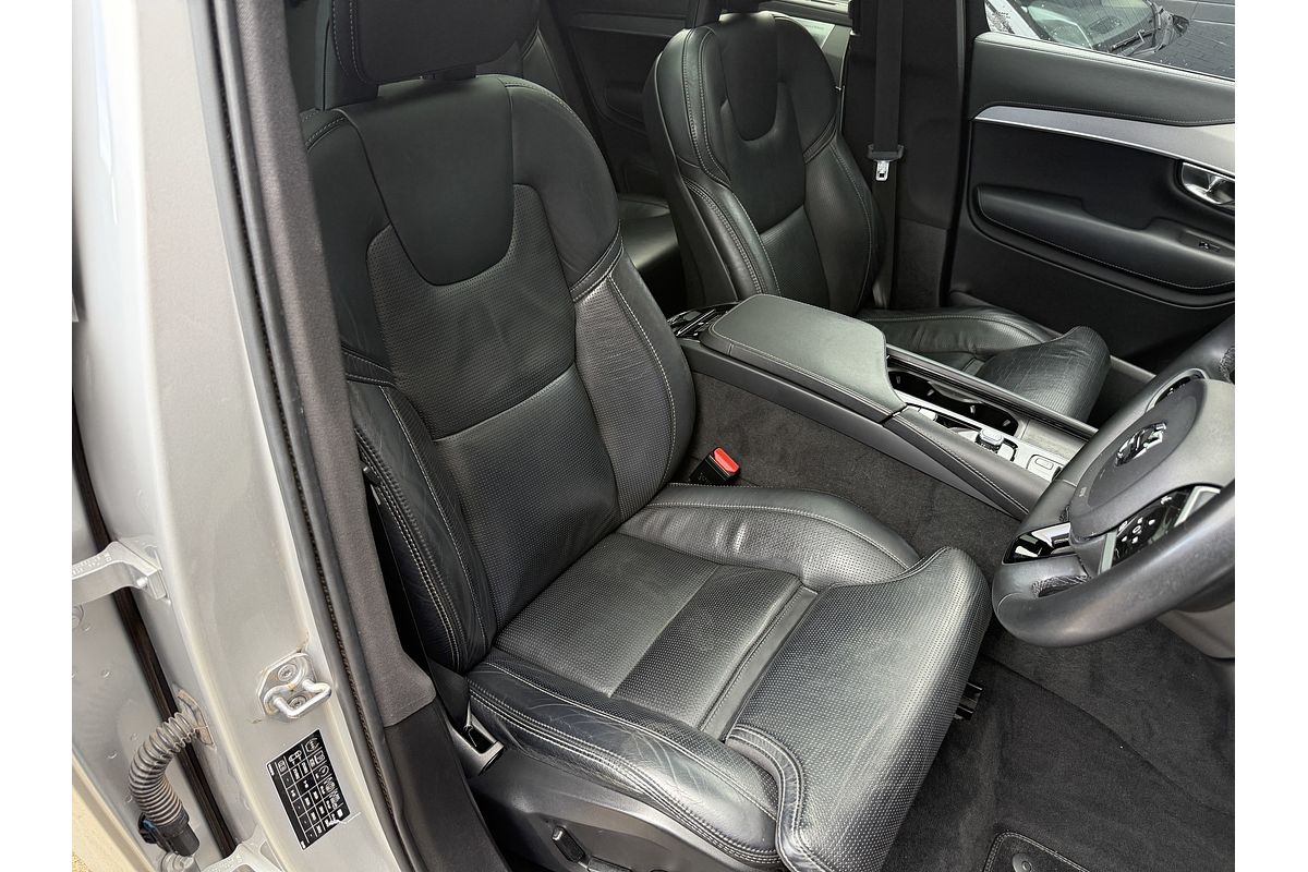 2021 Volvo XC90 Recharge Plug-In Hybrid