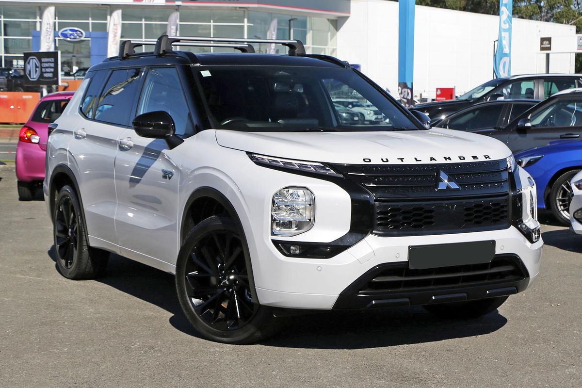 2024 Mitsubishi Outlander PHEV GSR ZM