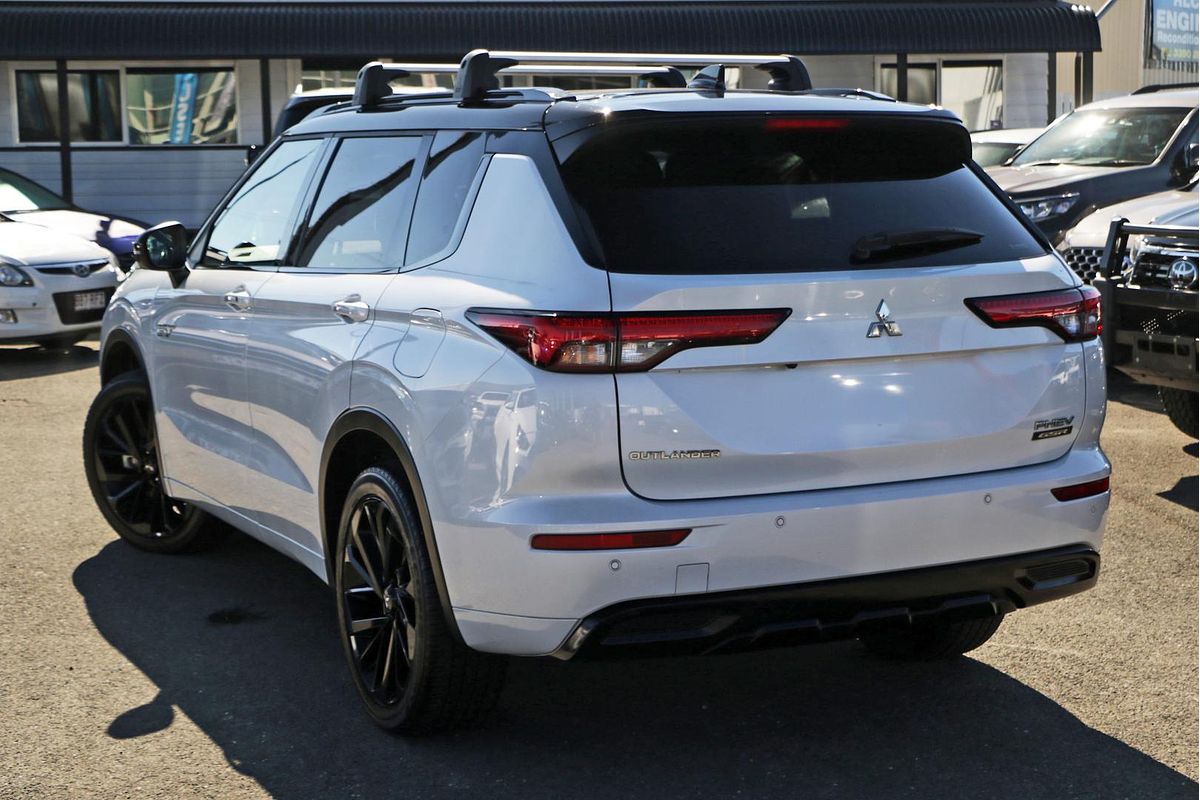 2024 Mitsubishi Outlander PHEV GSR ZM