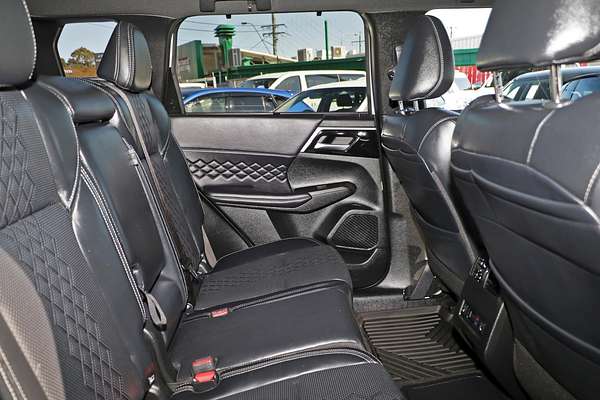 2024 Mitsubishi Outlander PHEV GSR ZM