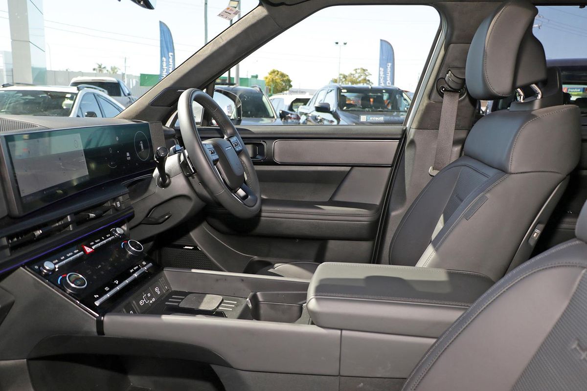 2025 Hyundai Santa Fe Calligraphy MX5.V1