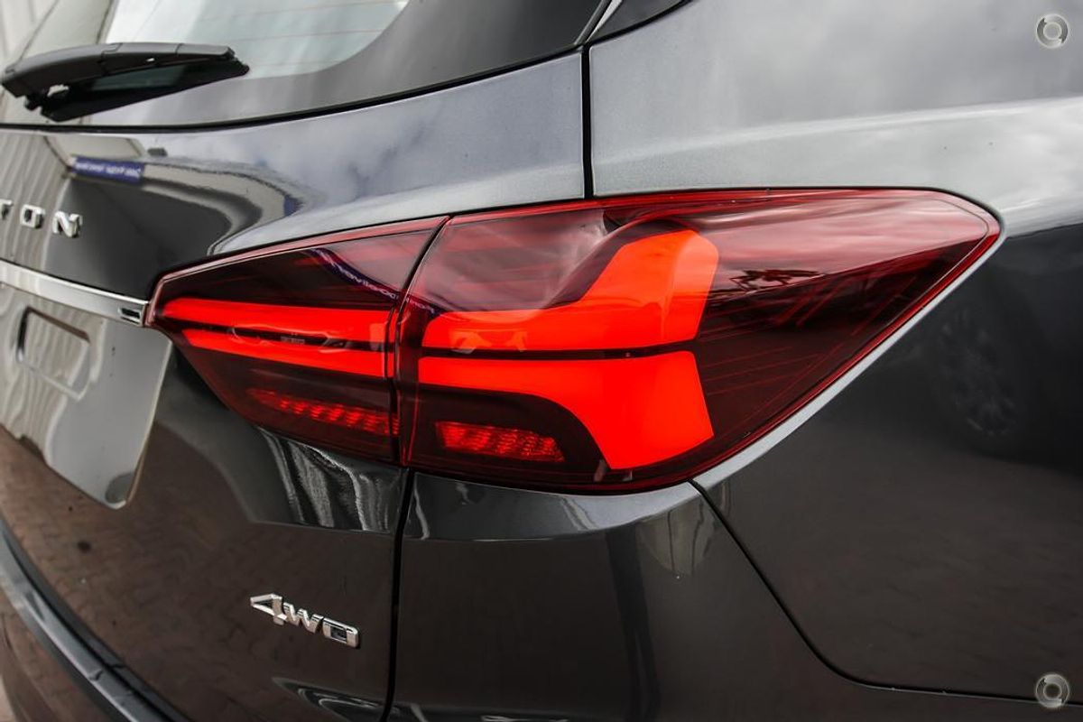 2024 SsangYong Rexton ELX Y461