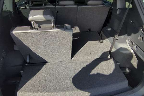 2024 Volkswagen Tiguan Wolfsburg Edition Allspace 5N