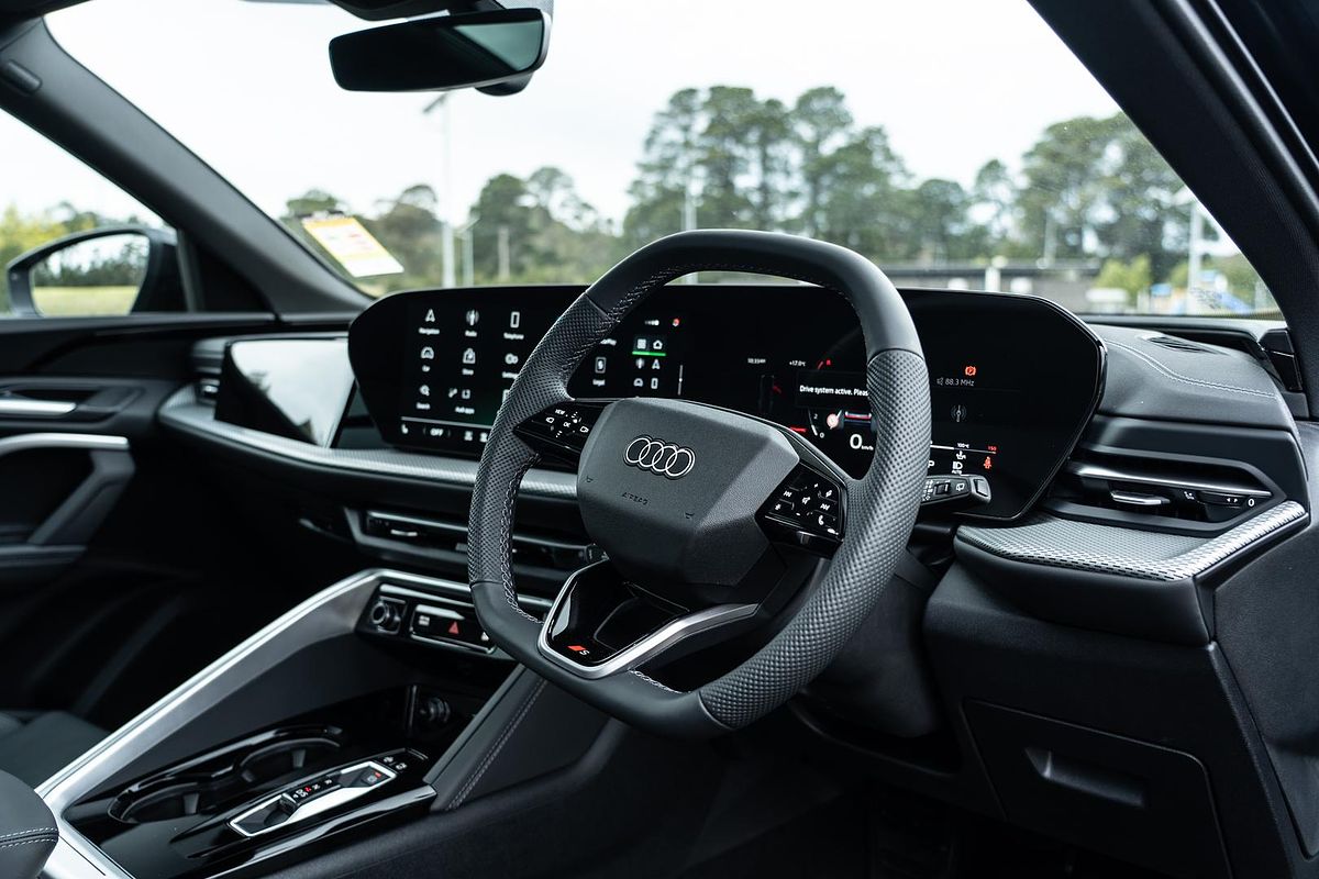 2025 Audi SQ5 Edition One GU
