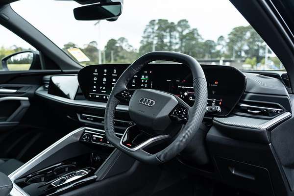 2025 Audi SQ5 Edition One GU