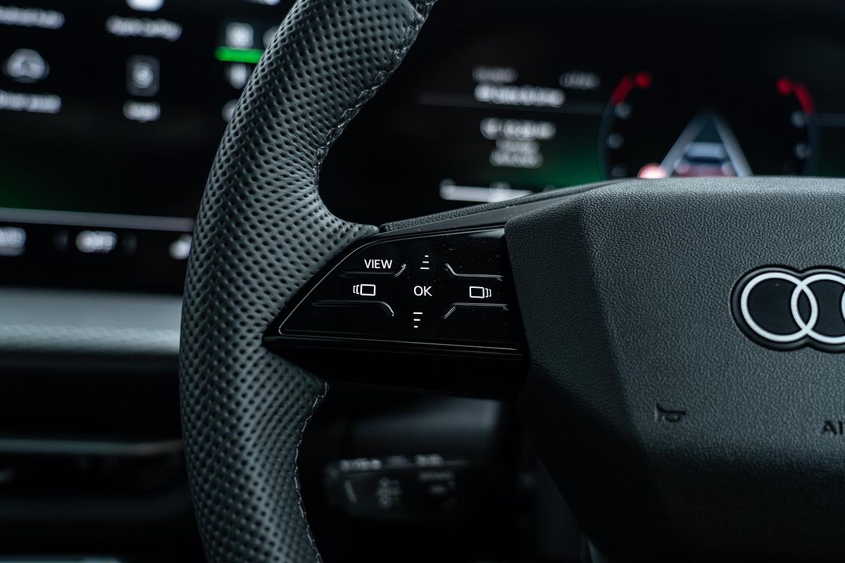 2025 Audi SQ5 Edition One GU