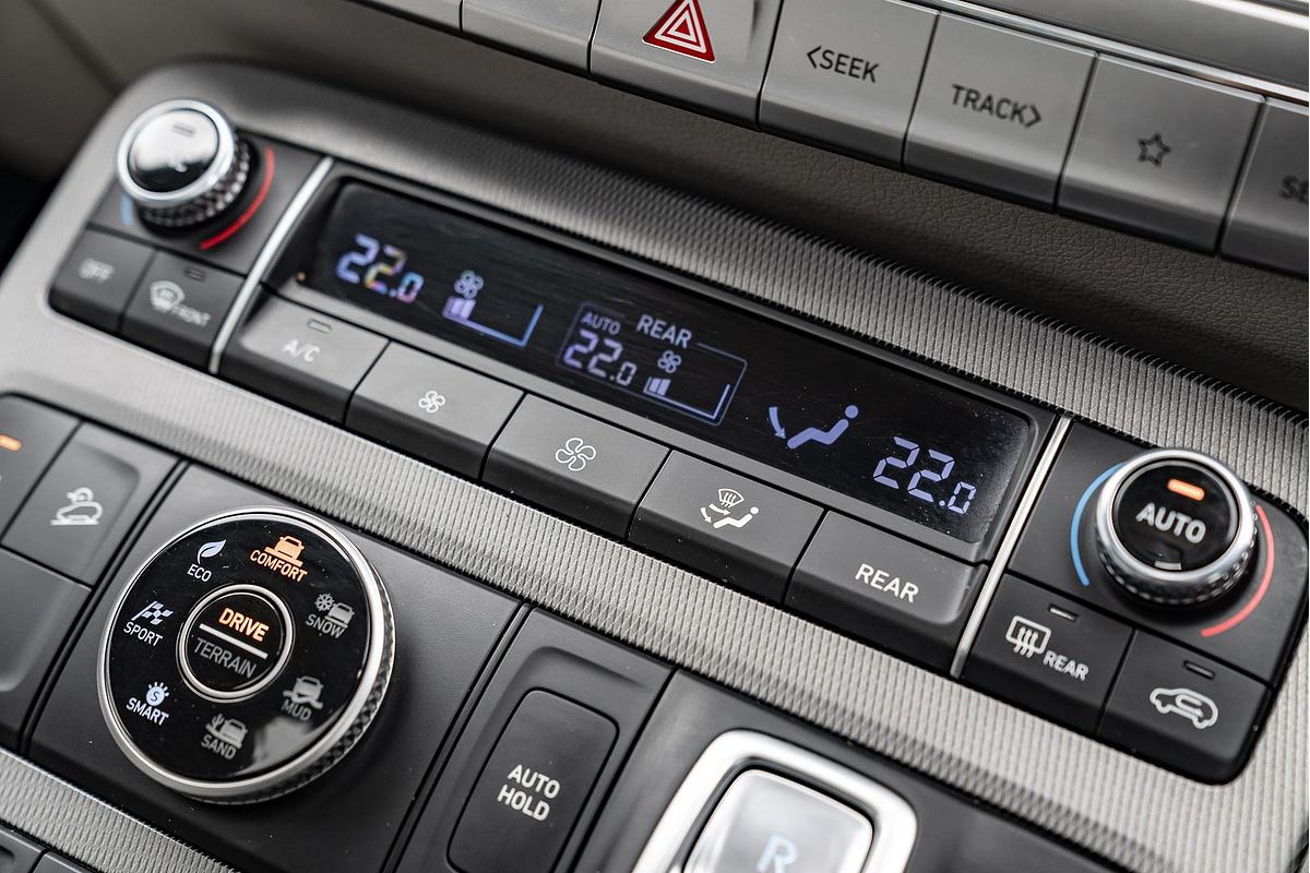 2021 Hyundai Palisade Highlander LX2.V1