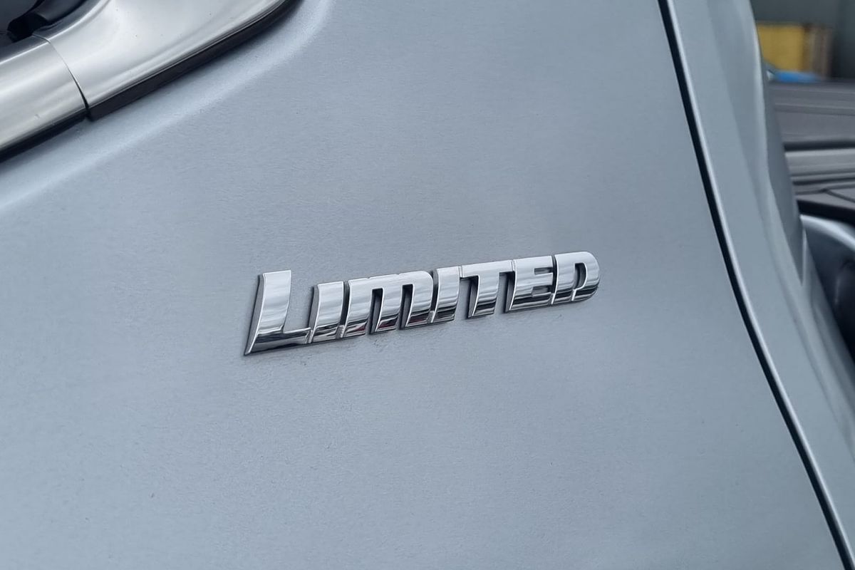 2024 Toyota Tundra Limited VXKH75L 4X4