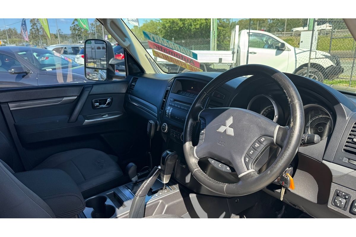 2012 Mitsubishi Pajero GLX-R NW
