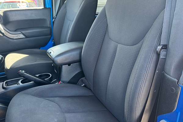2014 Jeep Wrangler Sport (4x4) JK MY13