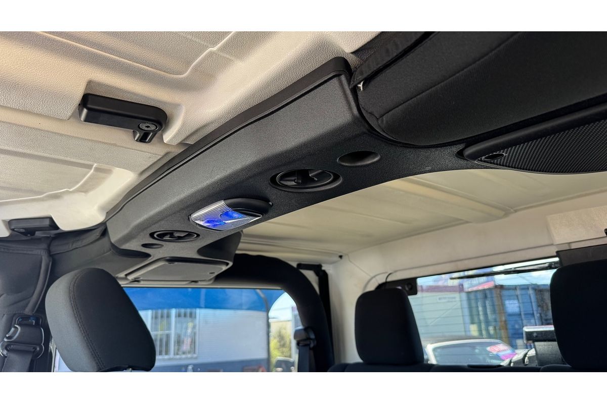 2014 Jeep Wrangler Sport (4x4) JK MY13