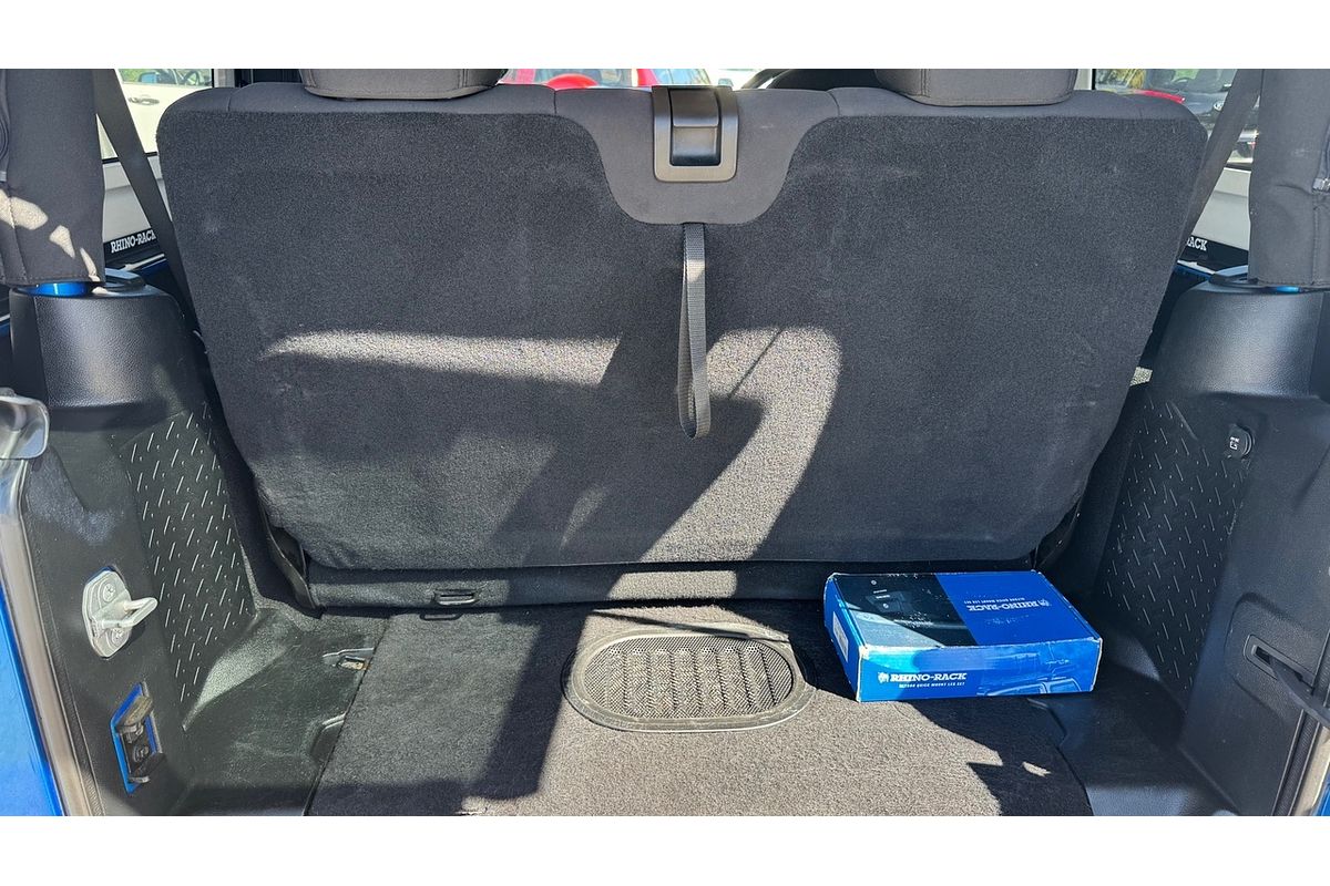 2014 Jeep Wrangler Sport (4x4) JK MY13