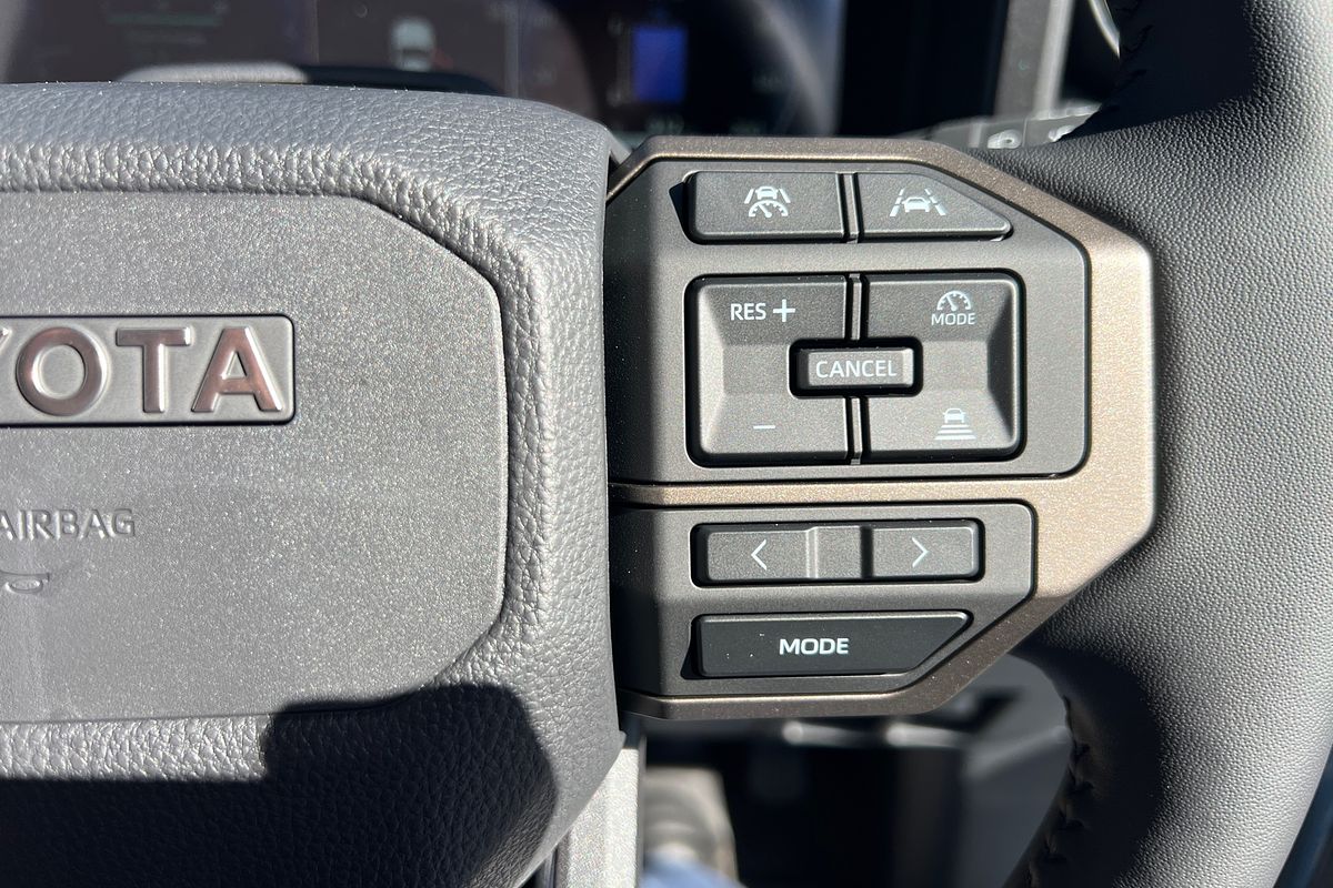 2025 Toyota Landcruiser Prado Altitude GDJ251R