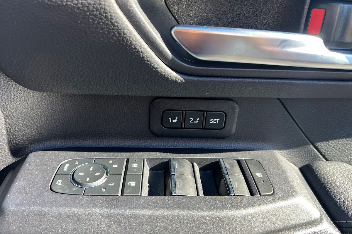 2025 Toyota Landcruiser Prado Altitude GDJ251R