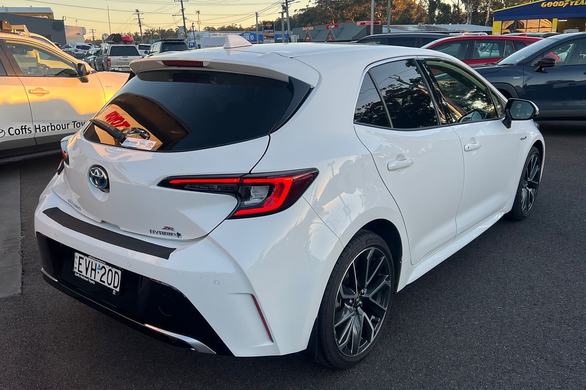 2022 Toyota Corolla ZR Hybrid ZWE219R