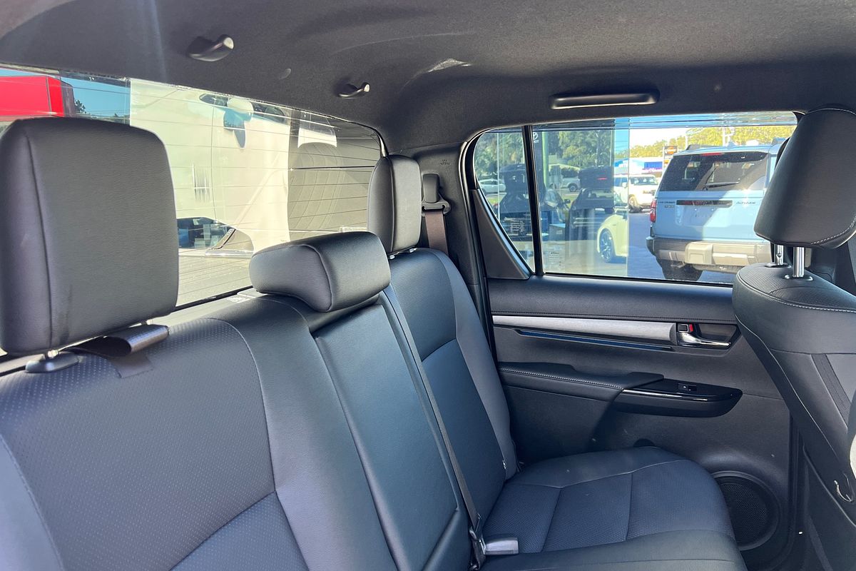 2025 Toyota Hilux Rogue 48V GUN126R 4X4