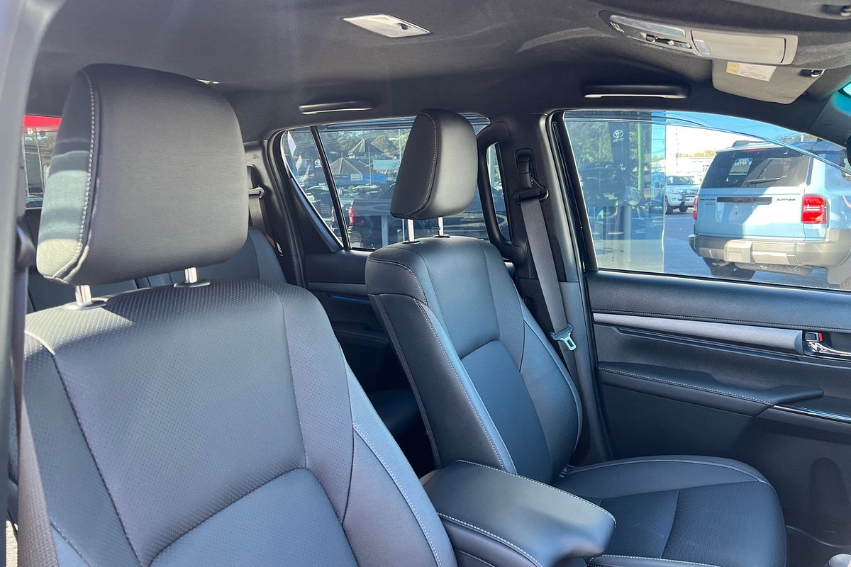 2025 Toyota Hilux Rogue 48V GUN126R 4X4