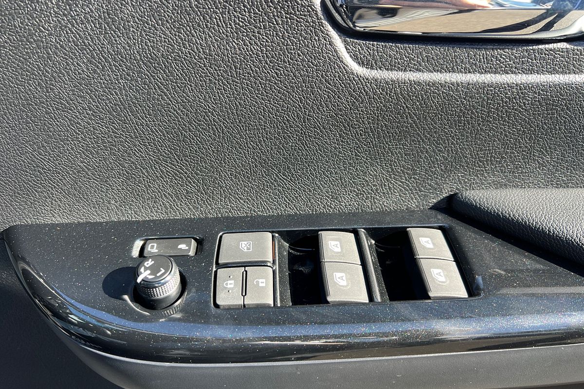 2025 Toyota Hilux Rogue 48V GUN126R 4X4