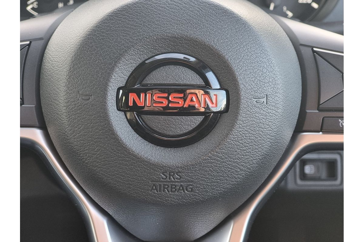 2025 Nissan Navara PRO-4X D23 4X4